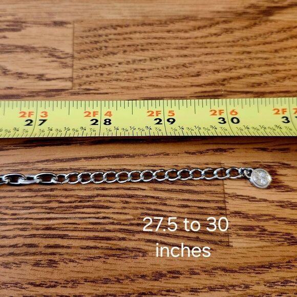 VERA WANG Y Drop Crystal Long Length Necklace STATEMENT MAKING - Picture 10 of 14